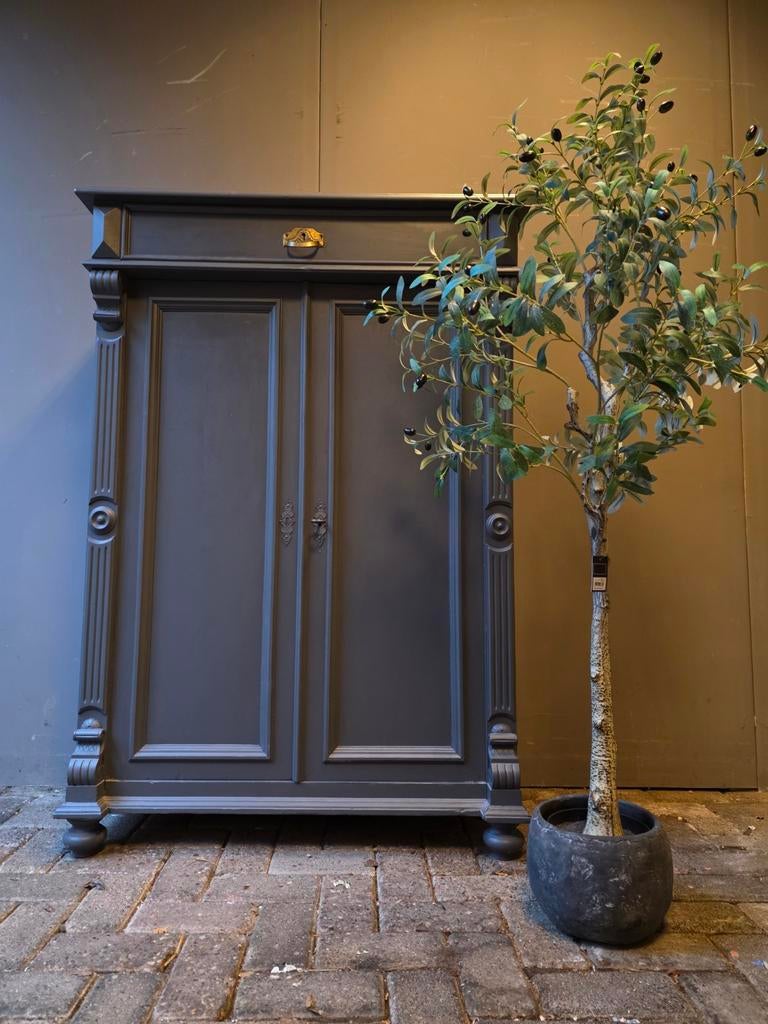 Grijs meidenkastje vertico bezorgen mogelijk, Ophalen of Verzenden