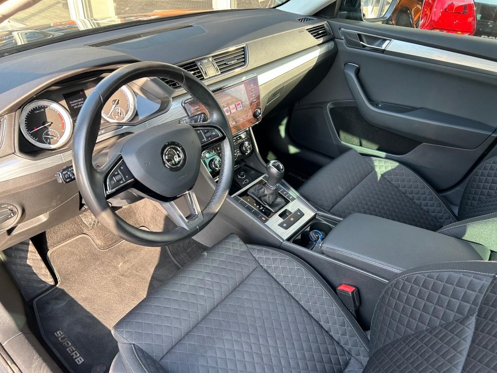 Skoda SUPERB COMBI 1.5 TSI ACT Business Edition, Euro 6, 4 cilinders, Zwart, Electronic Stability Program (ESP)