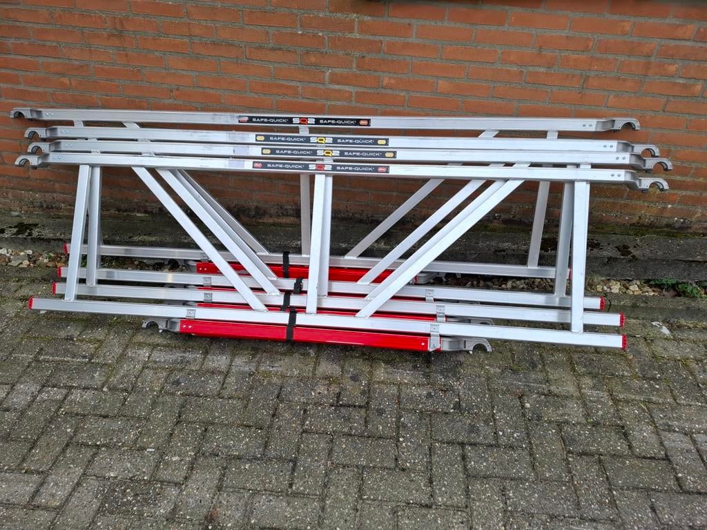 Diverse Altrex steiger onderdelen, Ophalen, Rolsteiger of Kamersteiger, 5 meter of hoger