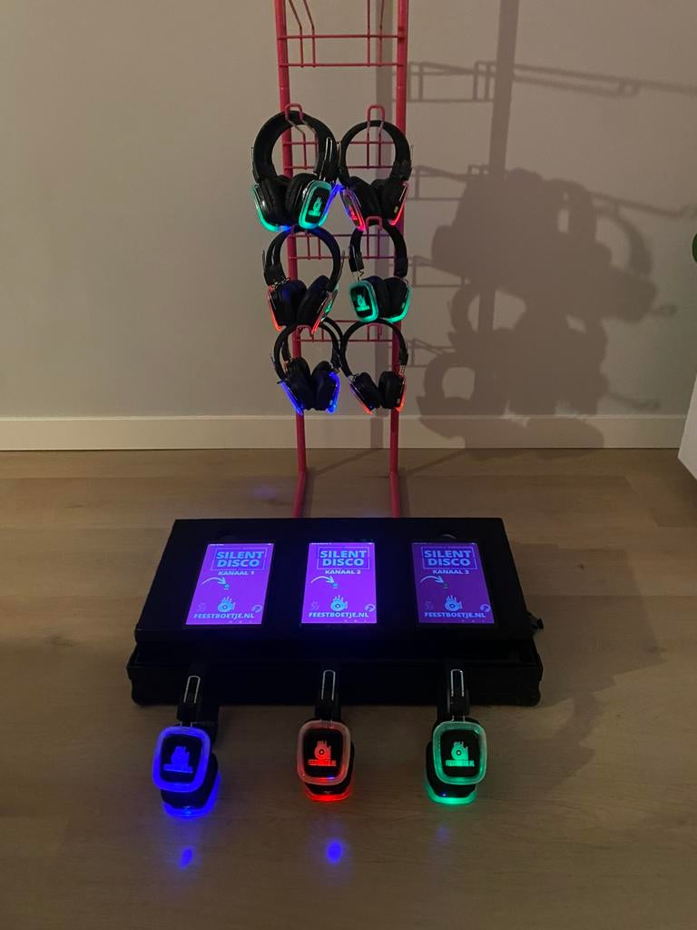 Silent Disco huren? Topper voor elk feestje, Ophalen, Zo goed als nieuw, Verjaardag