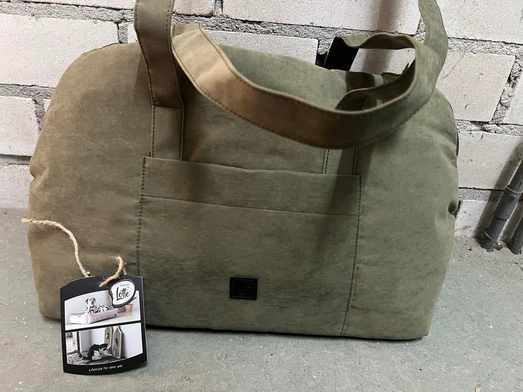 Dit is de Designed by Lotte Bundu honden/ katten tas, Ophalen of Verzenden, Nieuw