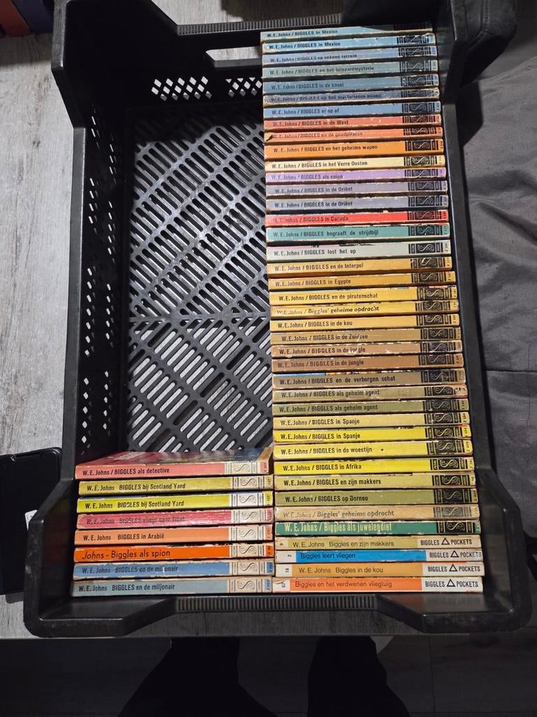 W.E. Johns Biggles boeken, Boeken, Ophalen of Verzenden