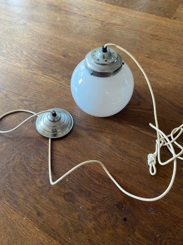 Vintage melkglas bol lamp met afdekplaatje, Ophalen