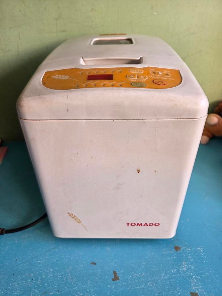 Tomado Broodbakmachine - Gebruikt maar functioneel, Gebruikt, Kijkvenster, 800 tot 1200 gram deeg, Ophalen