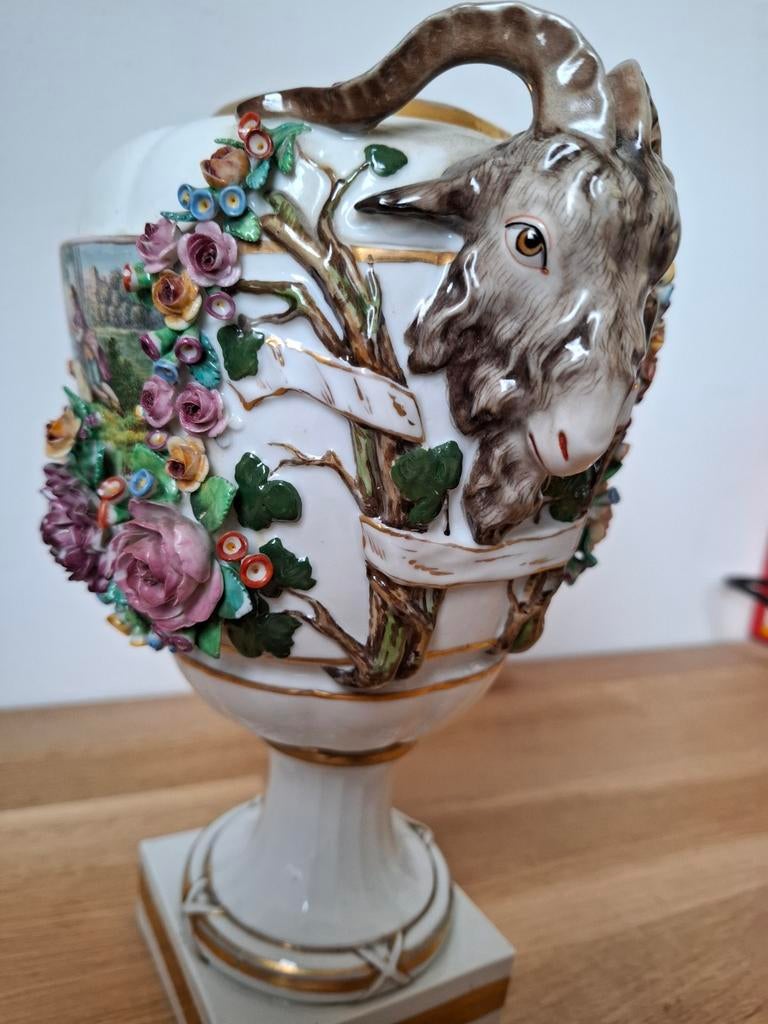 Ludwigsburg potpourri bowl, 18th century, Ophalen of Verzenden