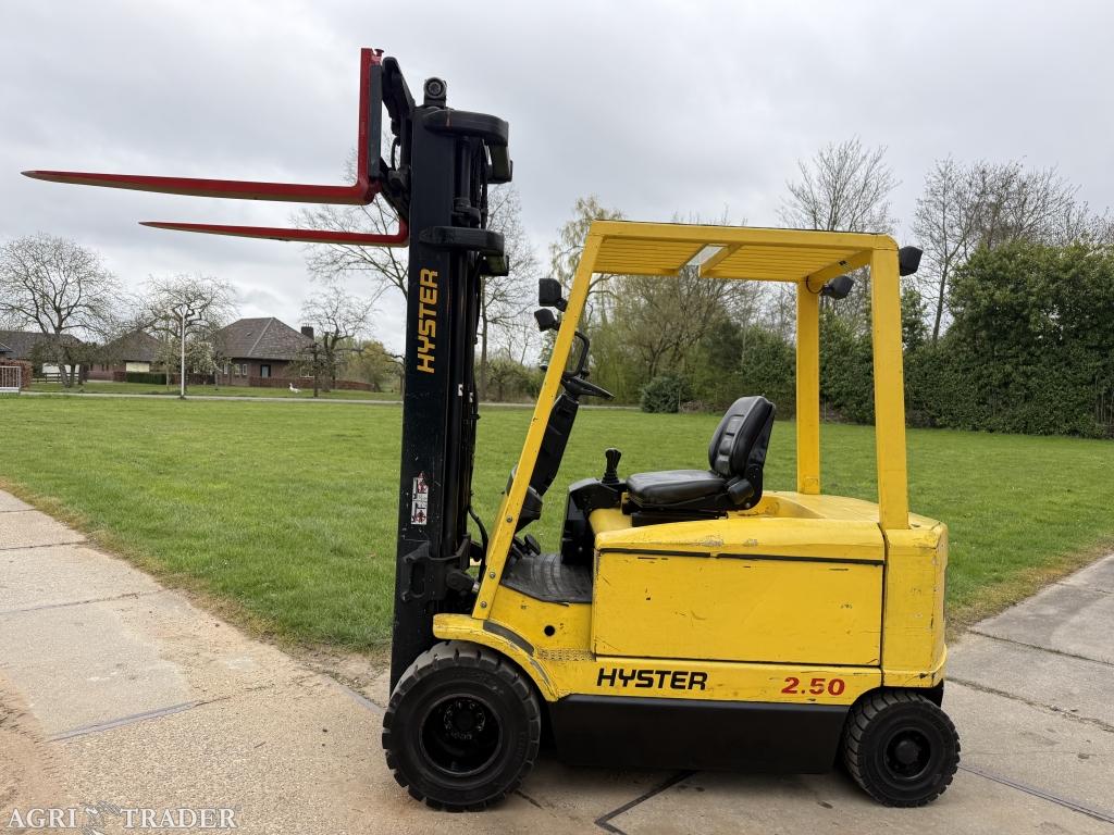Hyster 2500KG elektrisch triplo 6M freelift Sideshift verlic