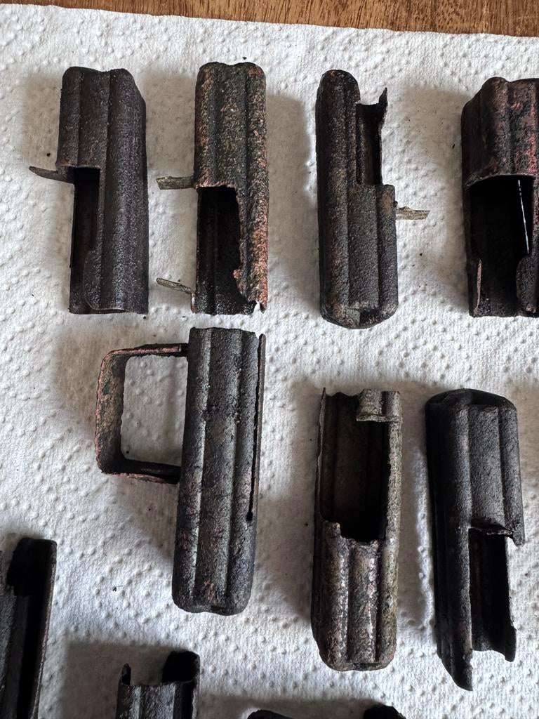 Loopbeschermers voor Nederlandse Hembrug M.95 geweer, Ophalen of Verzenden, Landmacht, Nederland, Overige typen