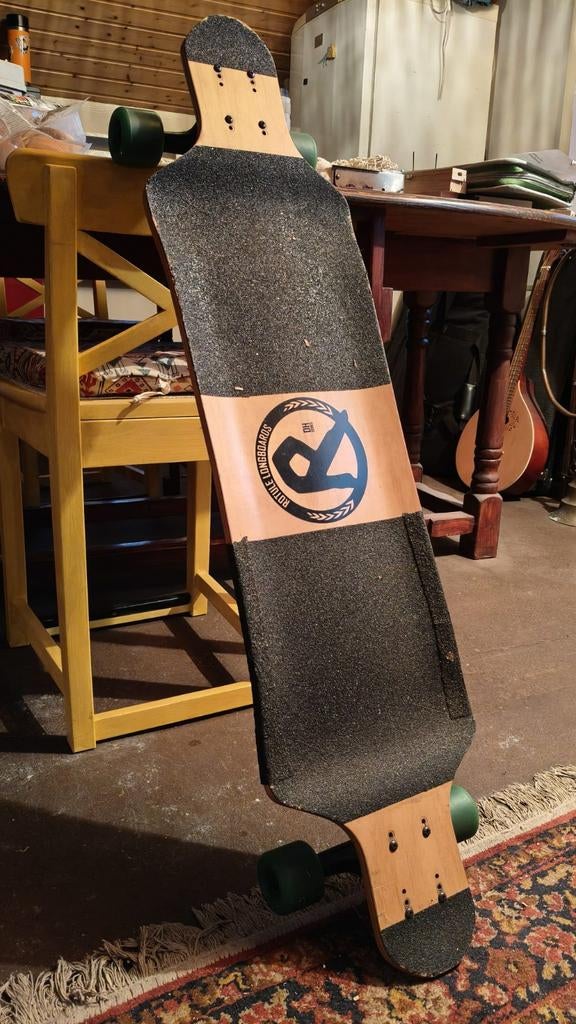 Dropdeck longboard (Rotule Speed Karrot), Sport en Fitness, Skateboarden, Ophalen, Zo goed als nieuw, Longboard