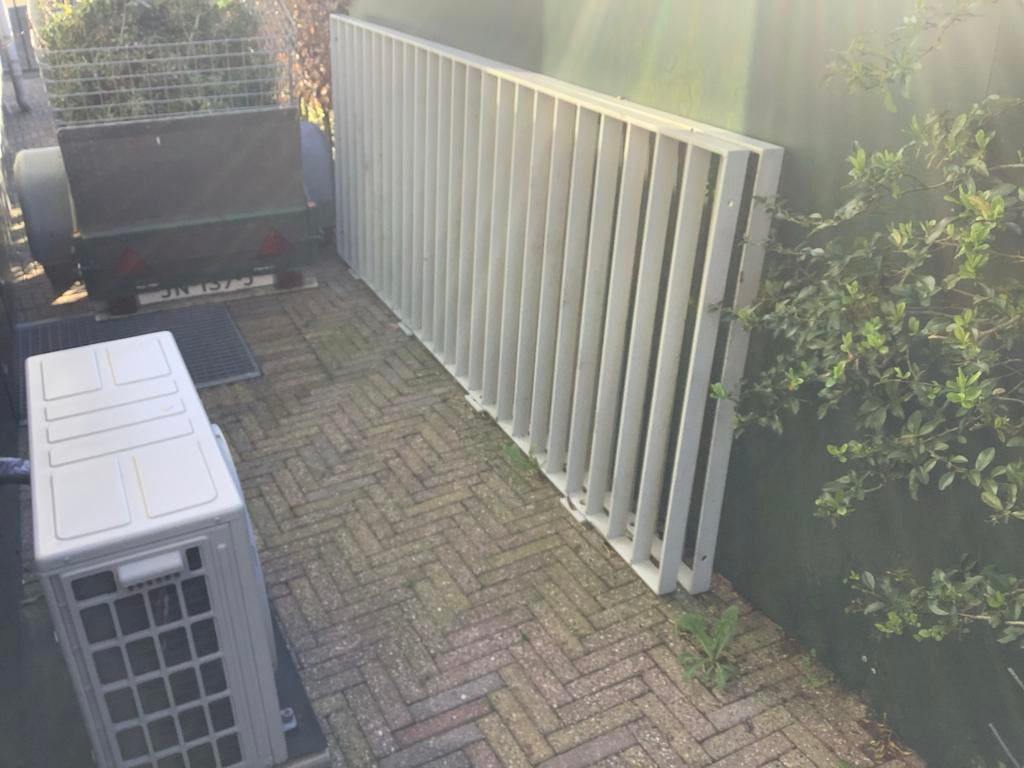 Zwaar stalen hekwerk - 17.5 meter lang, 99 cm hoog, Ophalen of Verzenden, Gebruikt, IJzer, Spijlenhekwerk