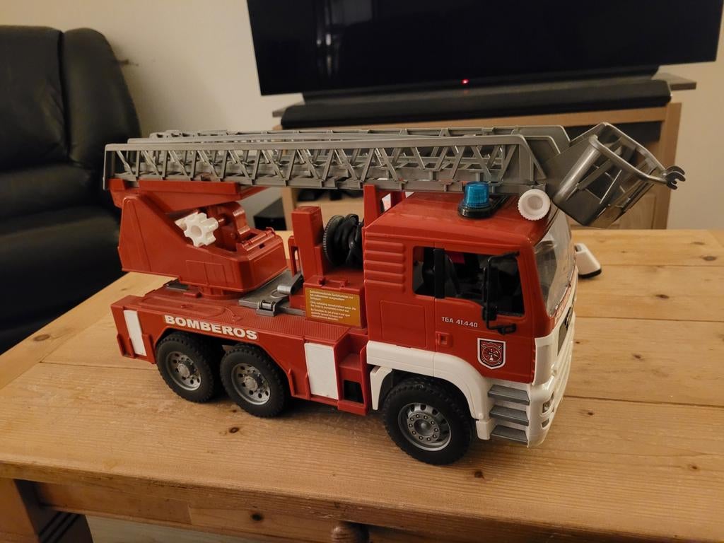 Bruder deel 2, Ophalen of Verzenden, Zo goed als nieuw, Bruder, B