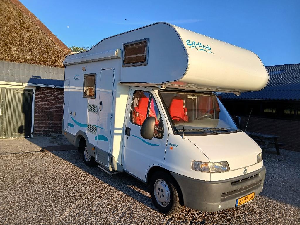 Camper Fiat Ducato Eifelland 520 Alkoof, Alkoof, Ringverwarming, Fiat, Particulier