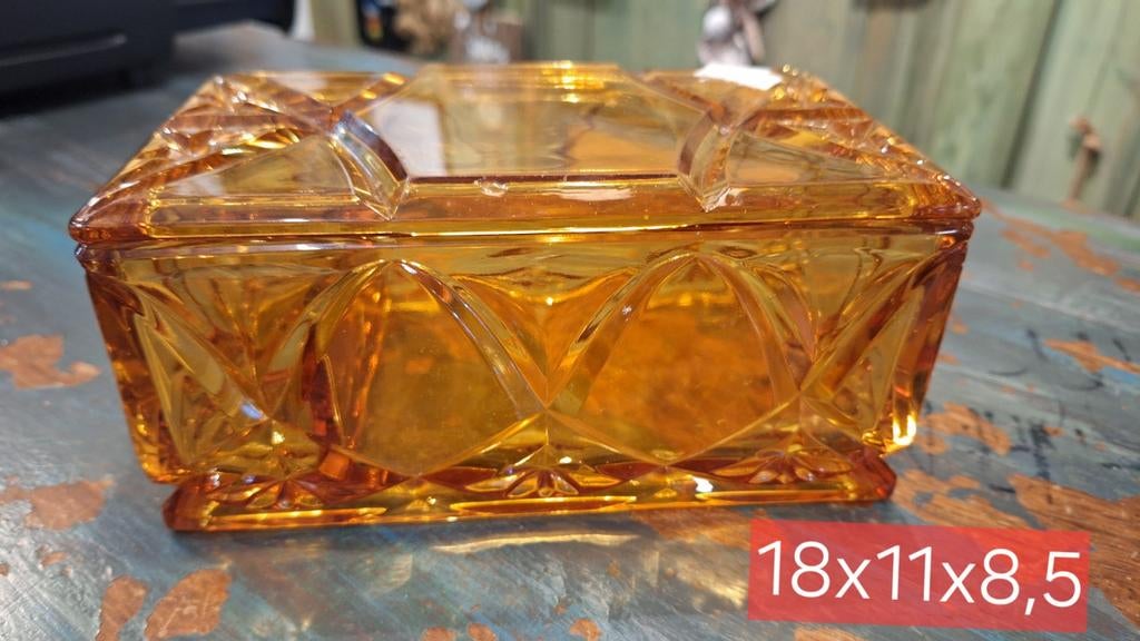 Antieke amberkleurige glazen sieradendoos, Antiek en Kunst, Antiek | Glas en Kristal, Ophalen of Verzenden
