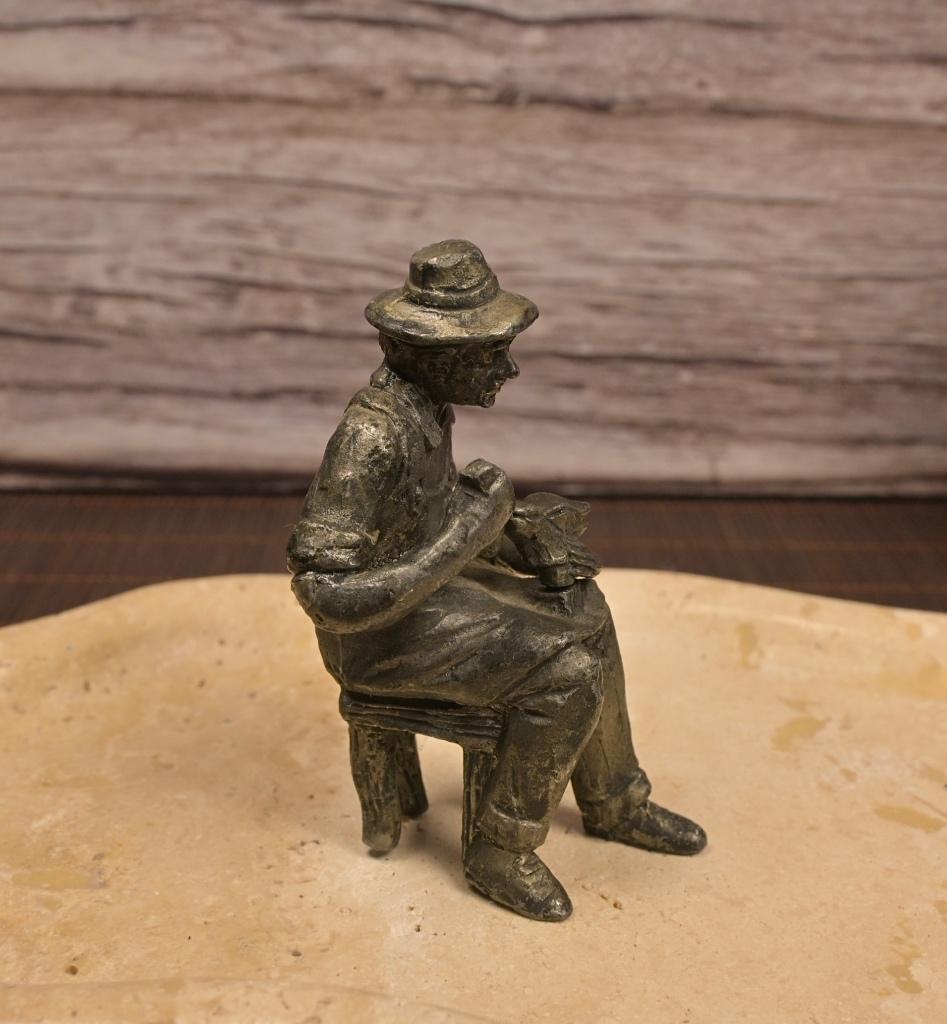 Vintage; Klein beeldje van een schoenmaker - AU.PAMA.06D, Verzenden, Zo goed als nieuw, Mens