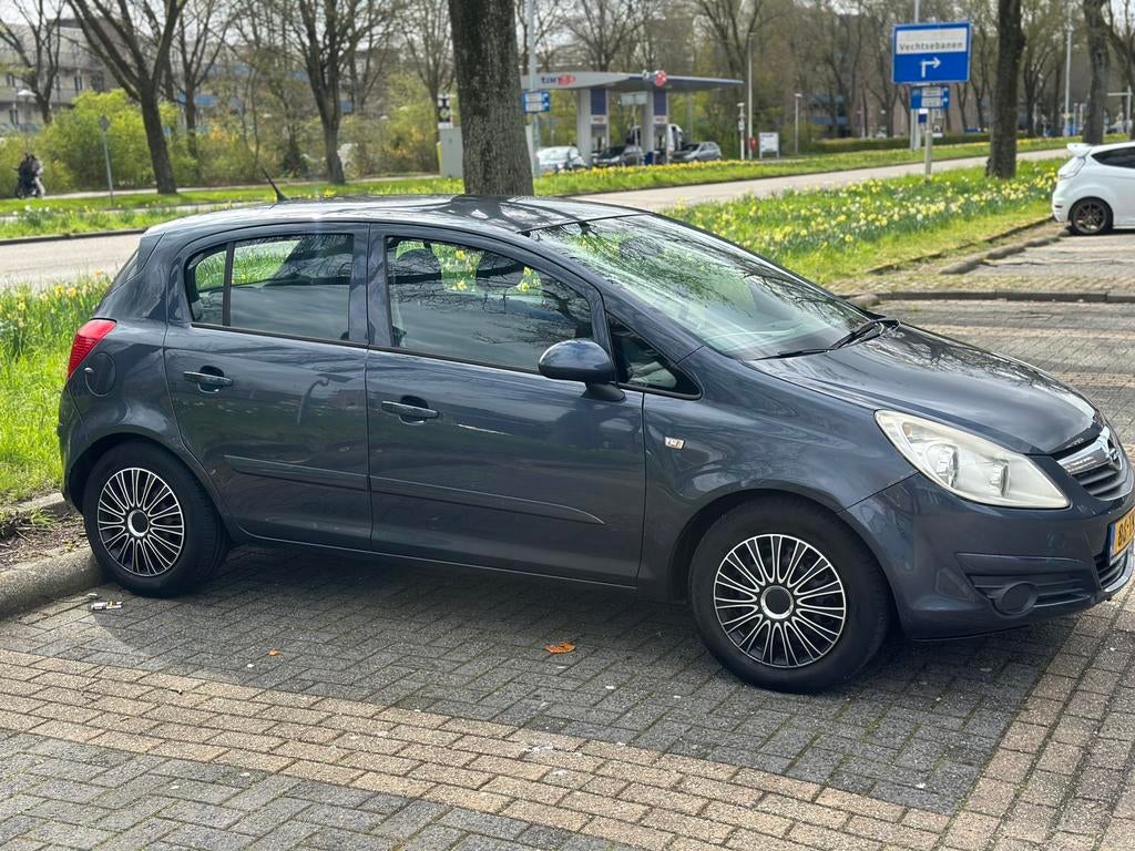 Opel Corsa 1.2 5D 2007 | Multimedia & Bluetooth | Rijdt goed, Auto's, Opel, Voorwielaandrijving, 4 cilinders, 1229 cc, 49 €/maand