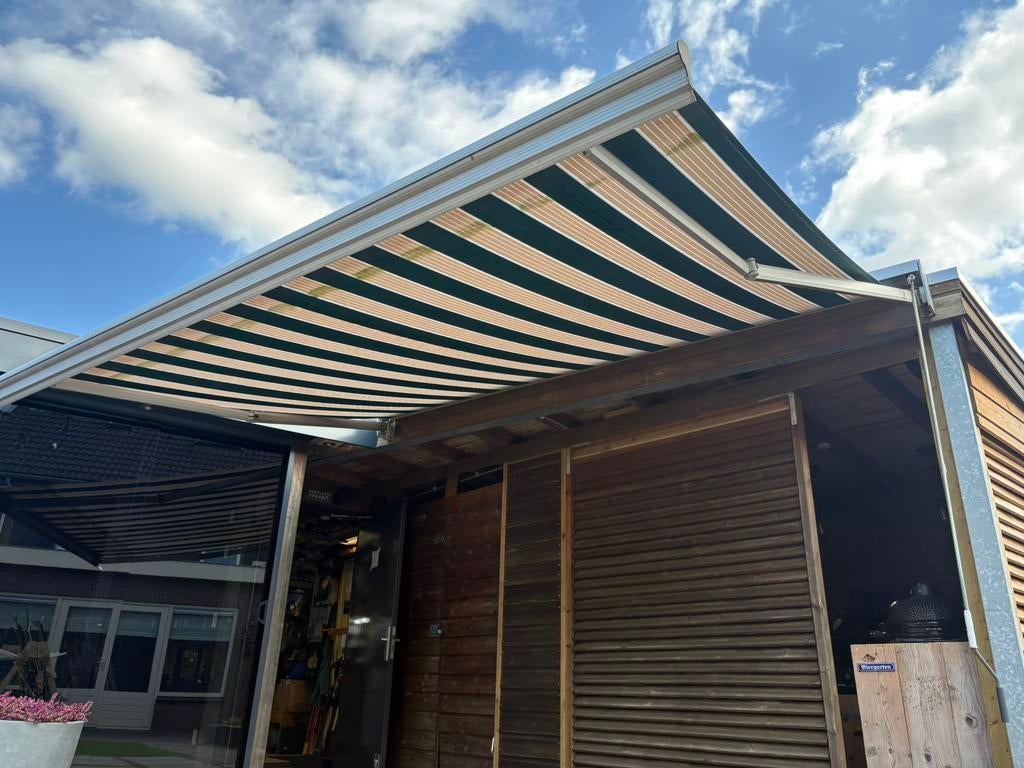 Zonnescherm knikarmscherm 350x250 cm groen/crème, Ophalen, Gebruikt, 150 tot 300 cm, 250 cm tot 450 cm