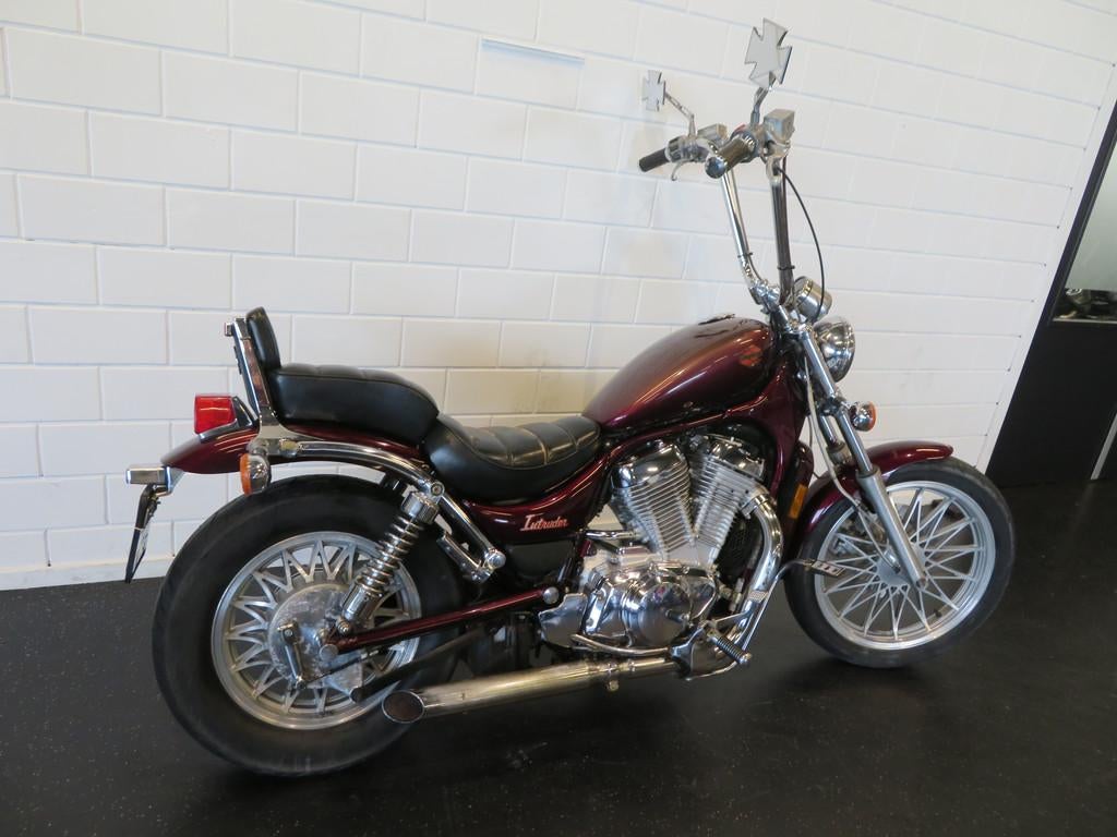 Suzuki VS 700 INTRUDER STOERE CHOPPER! (bj 1987), Bedrijf, Chopper