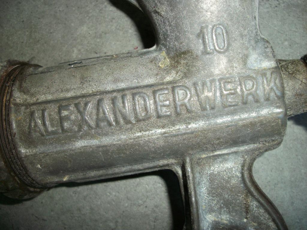 te koop vleesmolen, Ophalen