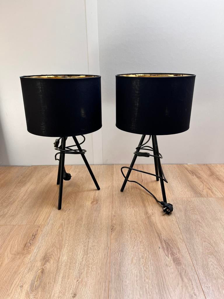 2 tafellampen zwart met goud look binnenkant, Ophalen, Zo goed als nieuw, Stof, 50 tot 75 cm