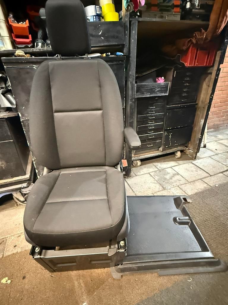 Nette bijrijdersstoel met armleuning voor sprinter 907, Auto-onderdelen, Ophalen, Gebruikt, Mercedes-Benz