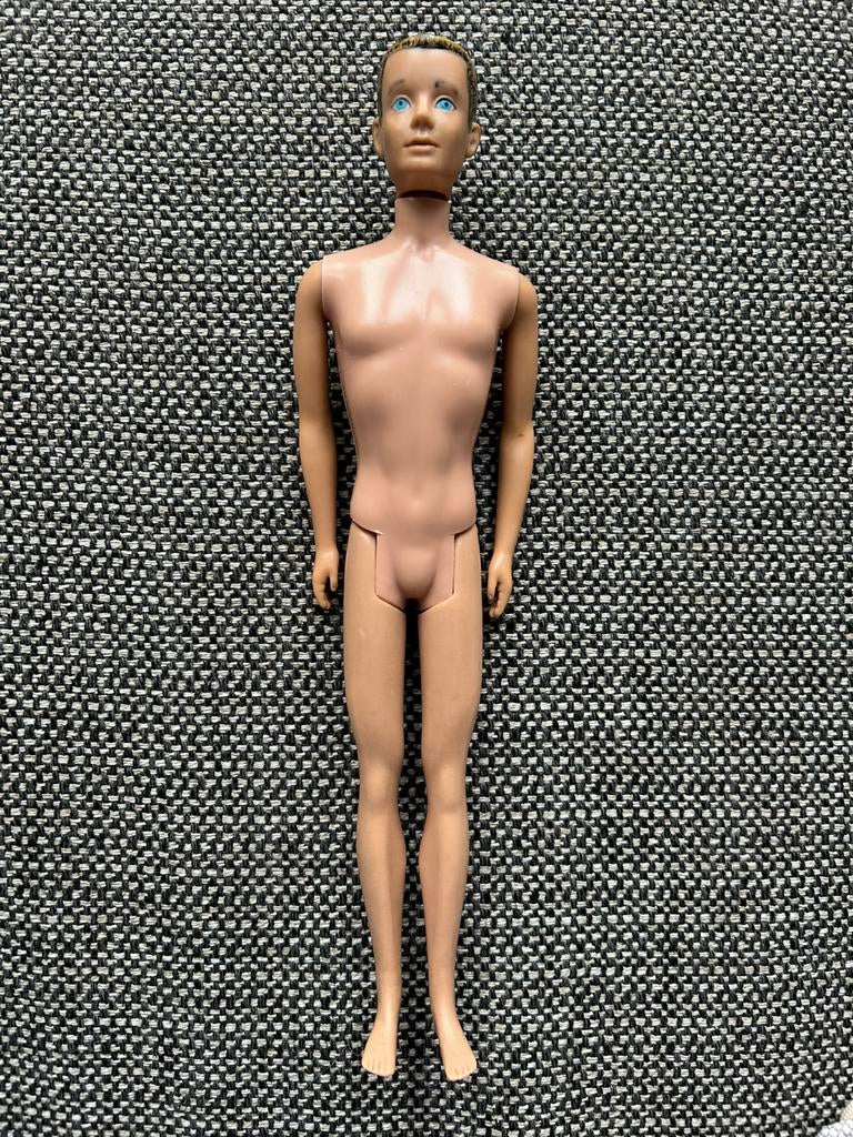 Vintage Ken Barbie 1950 zonder kleding oud, Ophalen of Verzenden, Gebruikt, Kleertjes