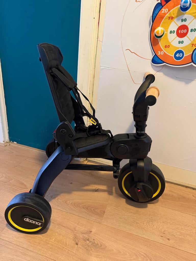 Doona Liki Trike S5 - driewieler, Fietsen en Brommers, Ophalen, Zo goed als nieuw, Duwstang