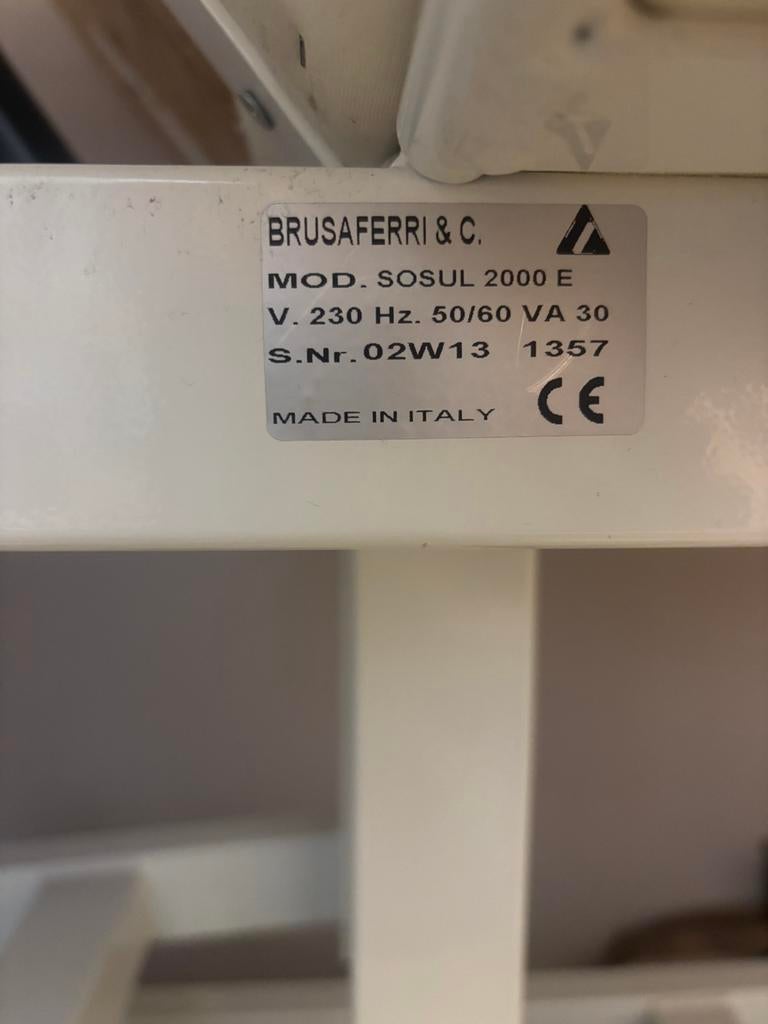 Brusaferri & C. Sosul 2000 E Professionele Behandelstoel, Huis en Inrichting, Ophalen, Gebruikt, Rond, 50 tot 100 cm