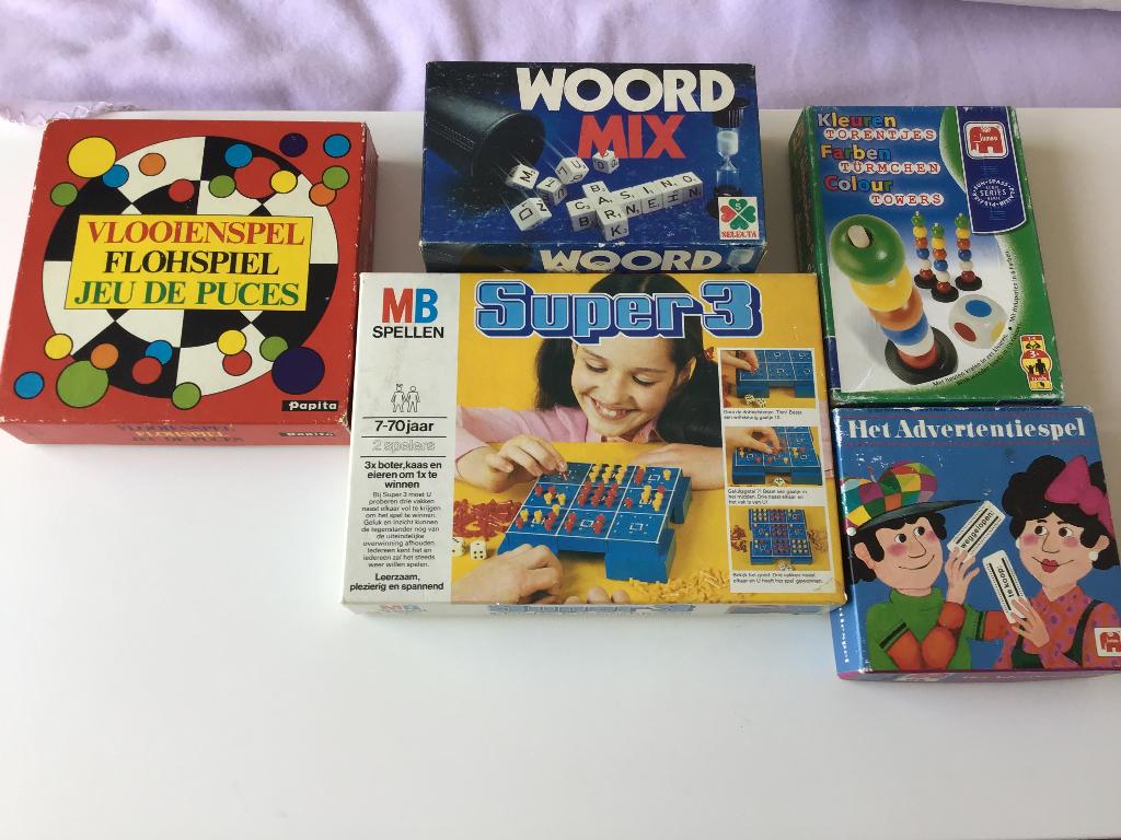 Vijf jaren 70 bordspellen, Vijf spelers of meer, Ophalen of Verzenden, Gebruikt