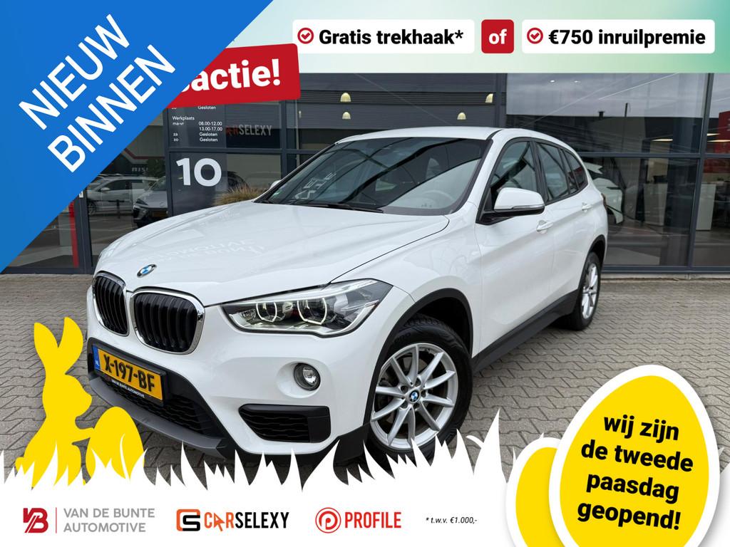 BMW X1 sDrive18i Centennial Executive *Trekhaak*, Gebruikt, Euro 6, Wit, Lichtsensor