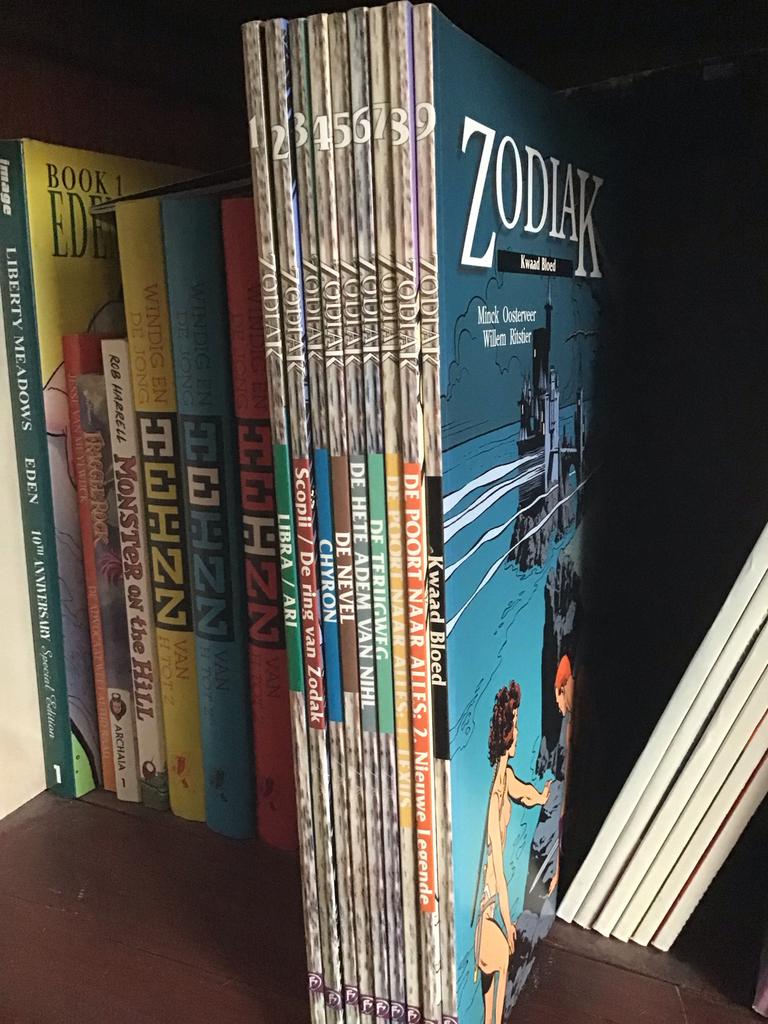 Zodiak reeks Minck Oosterveer/Willem Ritstier zwart-wit soft, Boeken, Complete serie of reeks, Ophalen of Verzenden, Gelezen