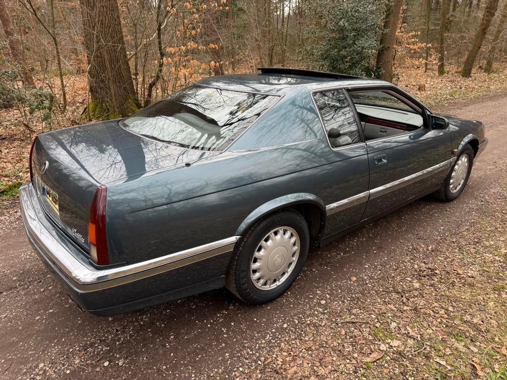 Cadillac Eldorado 4.6 Touring Coupe  APK mei 2028, Auto's, 4565 cc, 8 cilinders, Stoelverwarming, Particulier