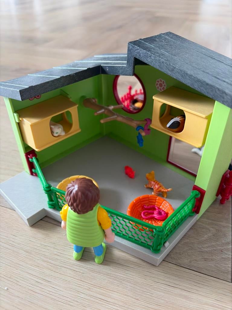 Playmobil Kattenverblijf met diverse katten en accessoires, Ophalen of Verzenden, Gebruikt, Complete set