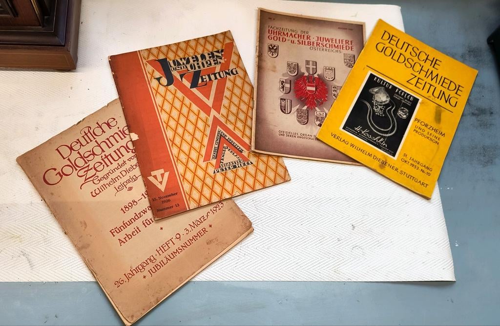 Oude tijdschriften voor de juweliers en goudsmeden branche., Verzamelen, Ophalen of Verzenden, 1980 tot heden, Tijdschrift