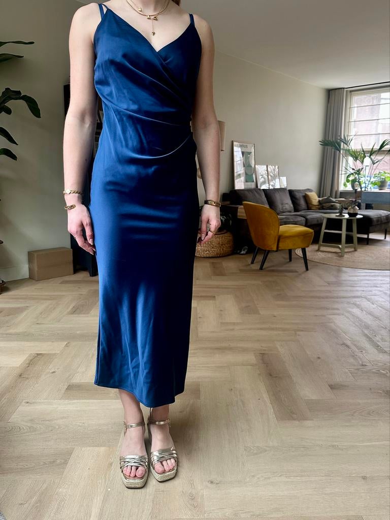 Prachtige blauwe galajurk - Maat S - Zo goed als nieuw, Kleding | Dames, Jurken, Zo goed als nieuw, Maat 36 (S), Blauw, Onder de knie