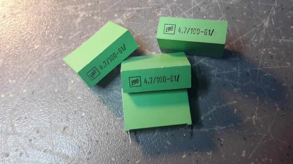 ERO 4.7uf 100v 27.5mm  (Nieuw), Ophalen of Verzenden, Nieuw