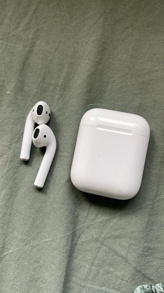 Apple AirPods (2nd generation), Ophalen of Verzenden, Gebruikt, Overige merken, Bluetooth