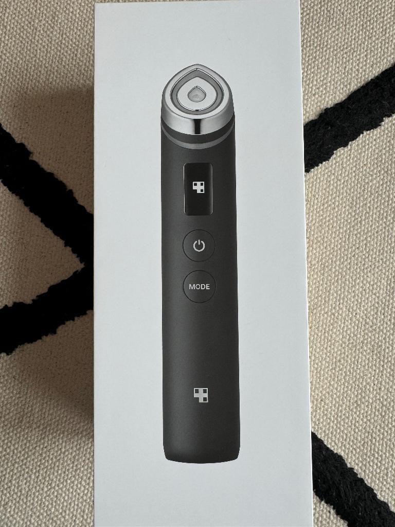 Medicube age r booster pro, Ophalen of Verzenden, Zo goed als nieuw, Gehele gezicht