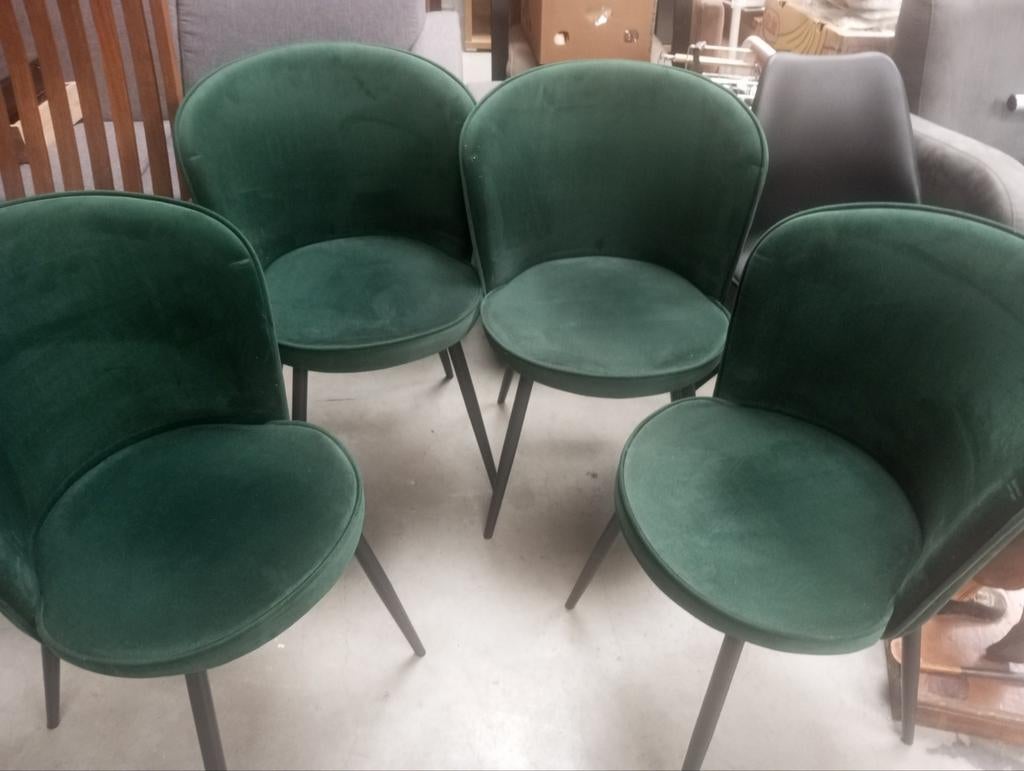 Set van 4 Groene Fluweel Eetkamerstoelen, Huis en Inrichting, Stoelen, Ophalen, Overige kleuren, Modern, Elegant, Fluweel, Zo goed als nieuw
