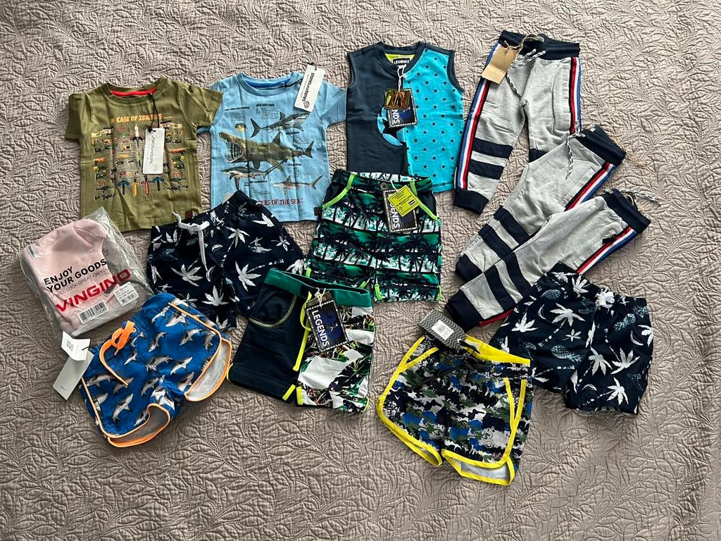 Partij jongens / meisjes  kleding nieuw ! 69 stuks, Ophalen of Verzenden, Nieuw, Jongen