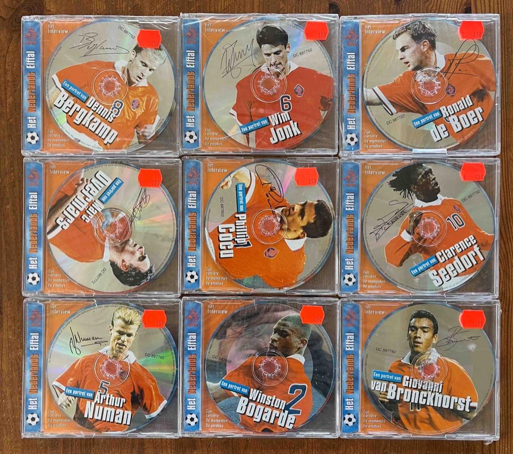 9x DVD’s Nederlands elftal o.a. Bergkamp, Cocu, Seedorf, Verzamelen, Sportartikelen en Voetbal, Ophalen of Verzenden, Zo goed als nieuw