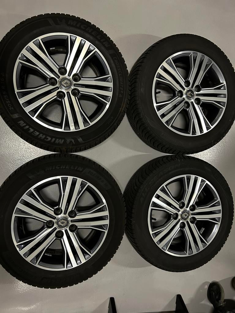 Renault Megane velgen 16 inch met All-Season banden, Auto-onderdelen, Banden en Velgen, Banden en Velgen, All Season, 16 inch