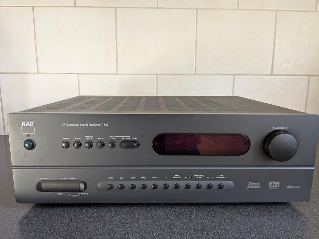 NAD T742 AV Surround Receiver - Perfect werkend, Audio, Tv en Foto, Versterkers en Receivers, Zo goed als nieuw, Overige merken