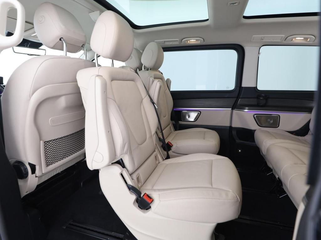 Mercedes-Benz V-Klasse 300 Benzine L2 Avantgarde 7-zitter Le, Auto's, Mercedes-Benz, Automaat, 12 maanden, Achterwielaandrijving