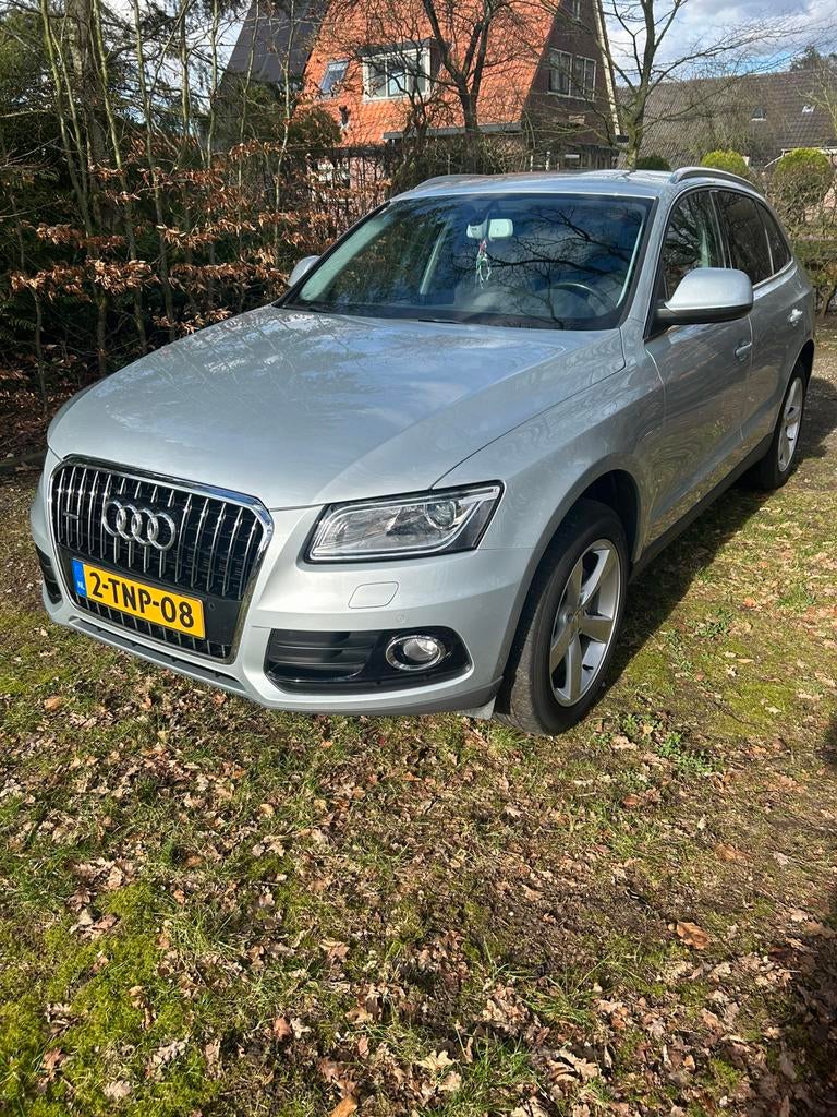 Audi Q5 2.0 Tfsi 132KW Quattro 2014 Grijs Uniek, 13 km/l, USB, 4 cilinders, 179 pk