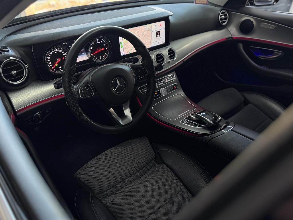 Mercedes-Benz E-Klasse Estate E200 AMG 360 CARPLAY BTW AUTO, Automaat, Gebruikt, 4 cilinders, Leder en Stof