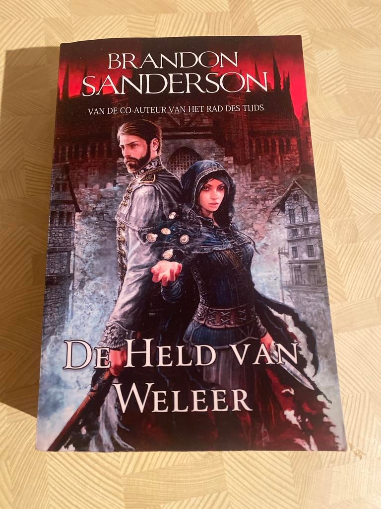 De Held van Weleer - Brandon Sanderson (Mistborn #3), Ophalen of Verzenden, Zo goed als nieuw