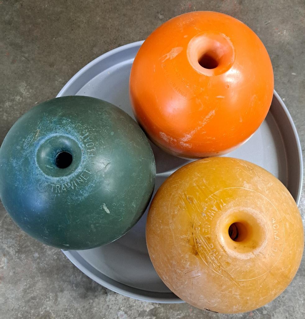 3 nostalgische gekleurde kunststof visnet ballen, Verzenden