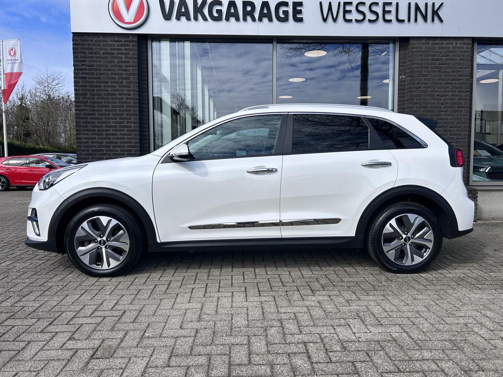 Kia e-Niro DynamicPlusLine 64 kWh | SOH 100% | Leder | Apple, 12 maanden, Gebruikt, Zwart, 1712 kg