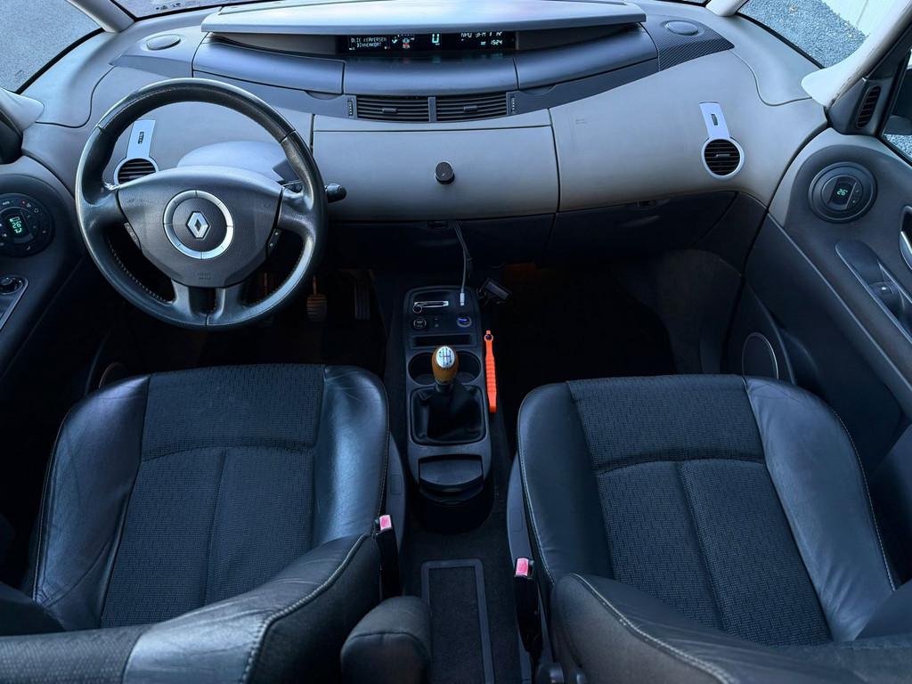 Renault Espace 2.0 T Privilège, Voorwielaandrijving, 1998 cc, Gebruikt, 4 cilinders