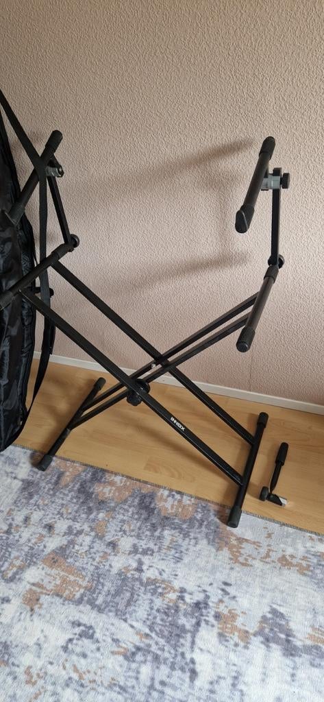 Keyboard stand +extra stand ,mic stand, Muziek en Instrumenten, Ophalen of Verzenden, Zo goed als nieuw