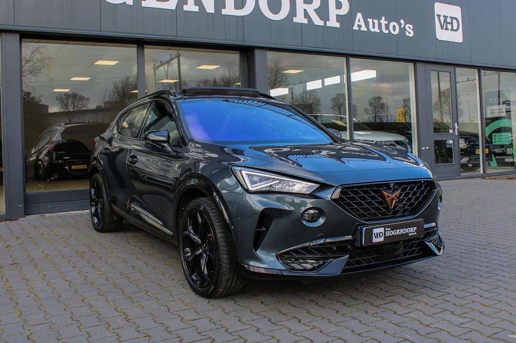 Cupra Formentor 1.4 e-Hybrid VZ Performance PANO NAVI LED 36, Gebruikt, Euro 6, 4 cilinders, Formentor